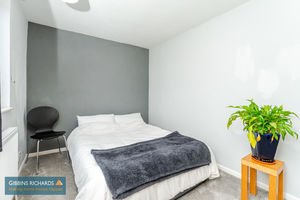 Photo 21- click for photo gallery